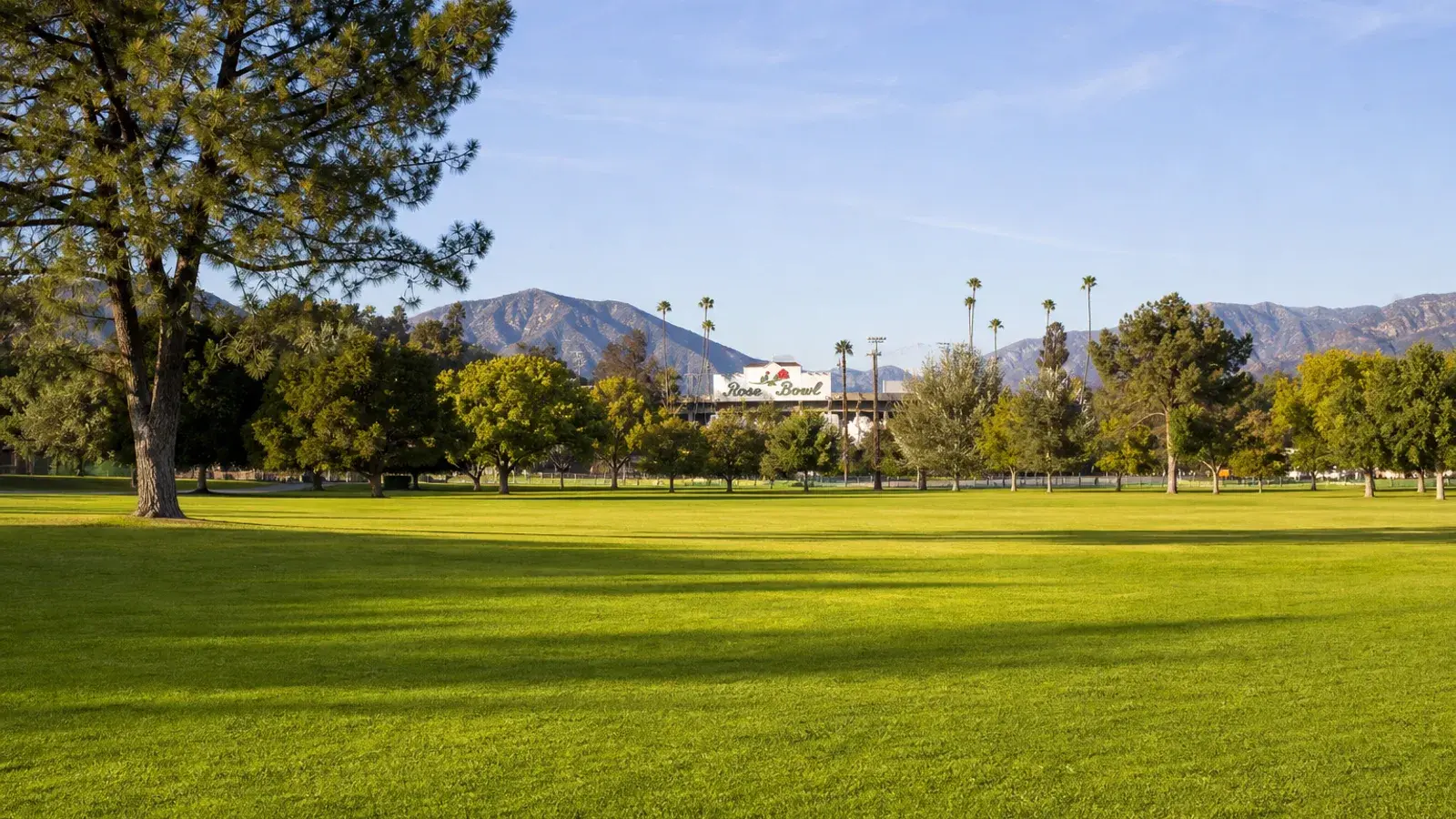 Rose Bowl area park lawn and open sky in Pasadena — BBL recovery outdoor mood | SurgiSculpt®