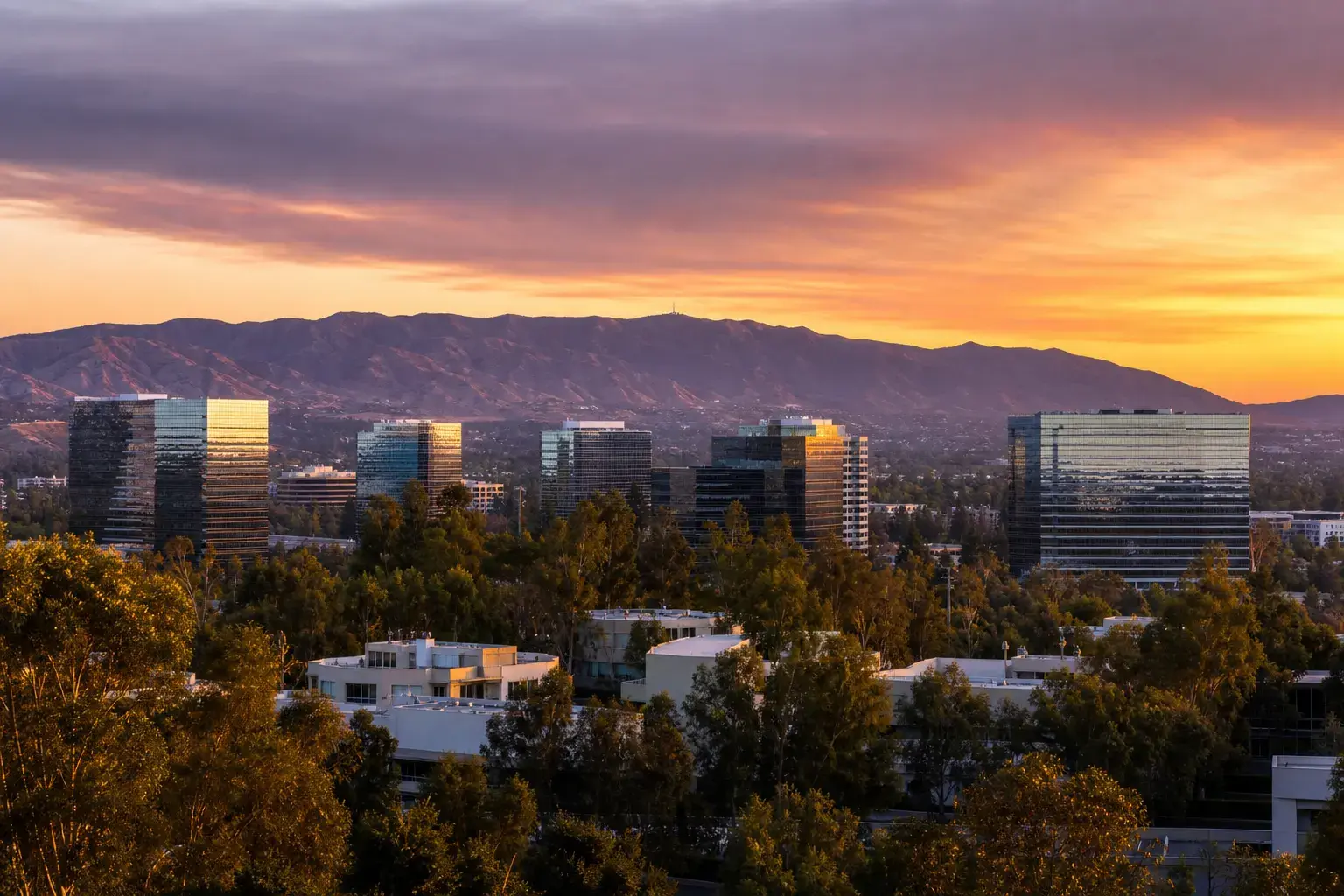 High-Definition Liposuction in Woodland Hills, California | SurgiSculpt® High-Definition Liposuction in Woodland Hills, California | SurgiSculpt®