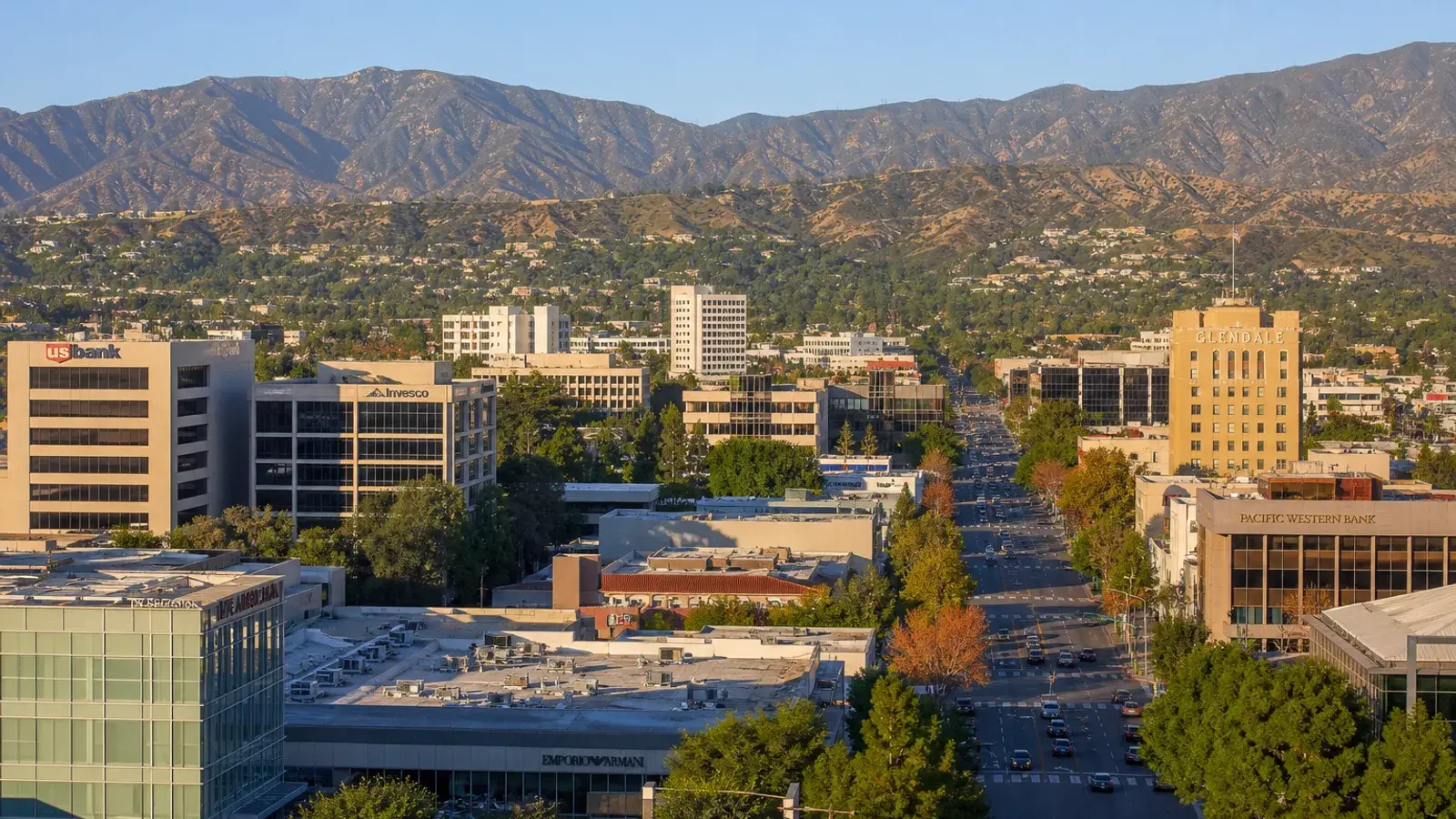 Morning Glendale city view toward Brand corridor and Verdugo hills Morning Glendale city view toward Brand corridor and Verdugo hills | SurgiSculpt®