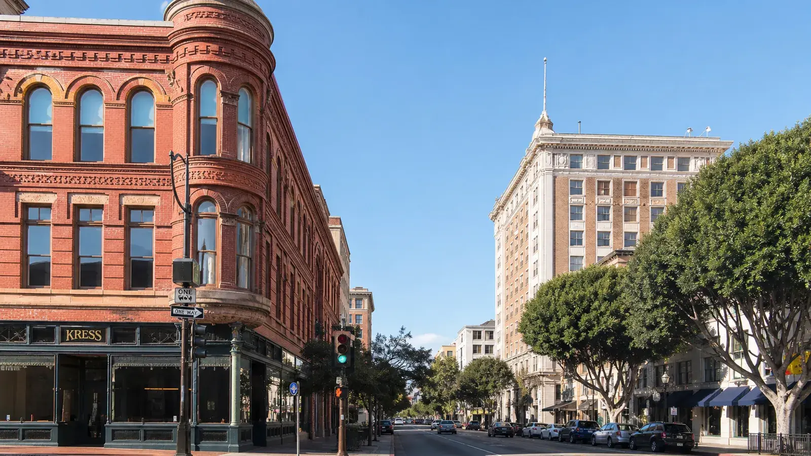 Colorado Boulevard daytime historic architecture in Old Pasadena Colorado Boulevard daytime historic architecture in Old Pasadena | SurgiSculpt®